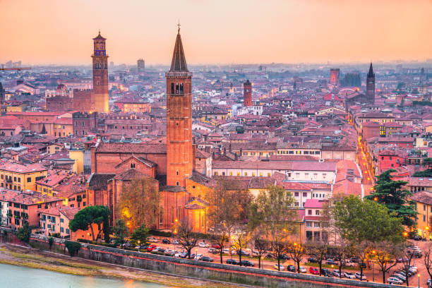 rio de verona e de adige, veneto, italy - italy bell tower built structure building exterior - fotografias e filmes do acervo