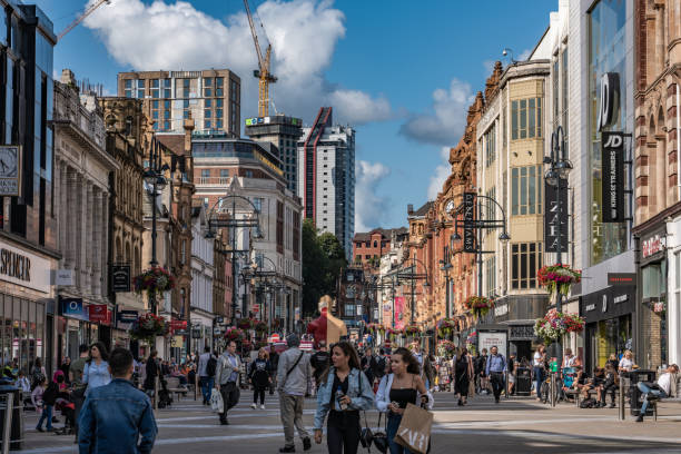 leeds high street - leeds england uk city famous place foto e immagini stock