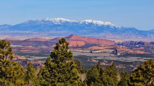 istock Amazing View from Larb Hollow Overlook 1196410834