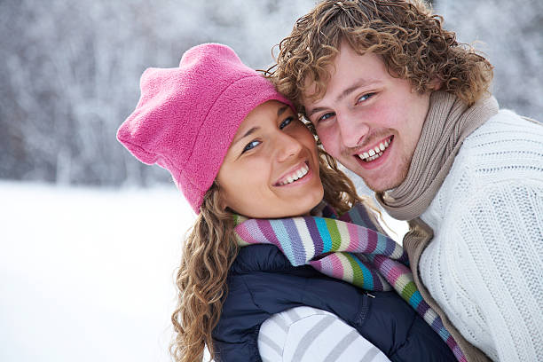 istock Couple in winter 119645376