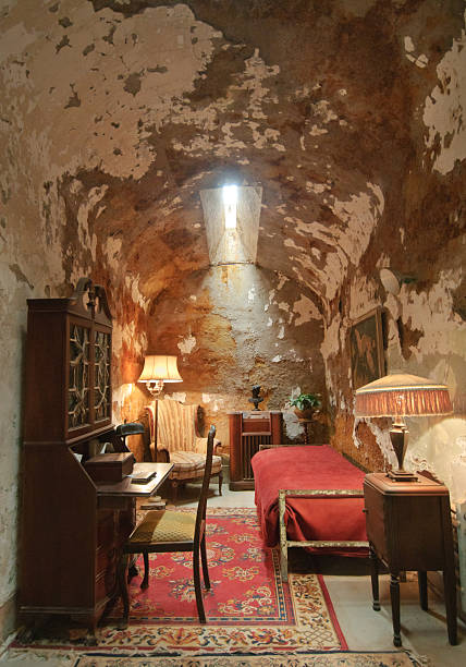 istock the jail cell of Al Capone at Eastern State Penitentiary 119649382
