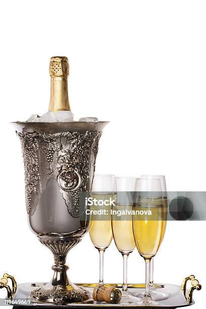 Di Champagne E Argento Radiatore - Fotografie stock e altre immagini di Scontornabile - Scontornabile, Secchio, Spumante