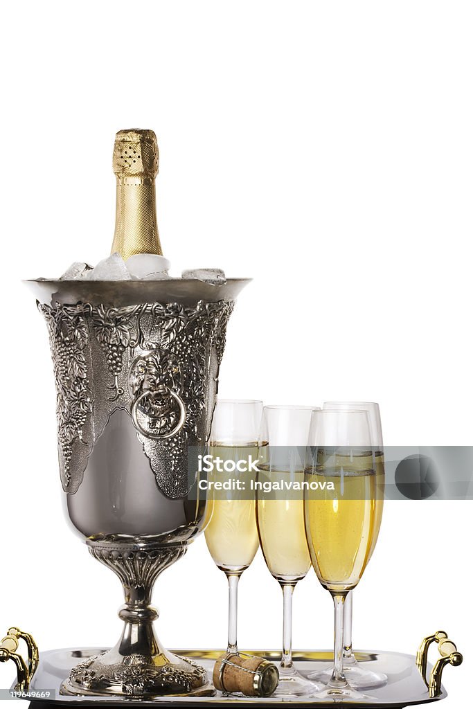 Prata flutes de champanhe e fresco - Royalty-free Balde Foto de stock