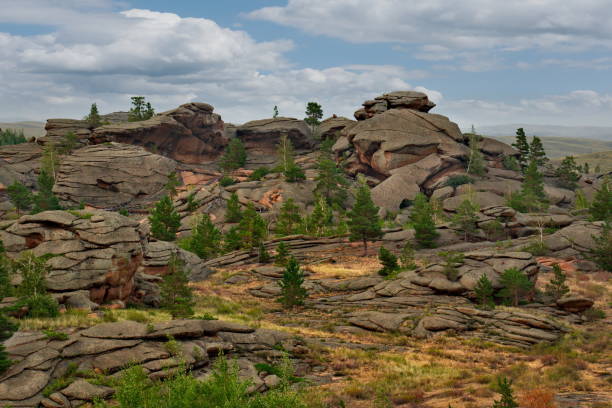 istock Surrounded by picturesque rocks 1196528578