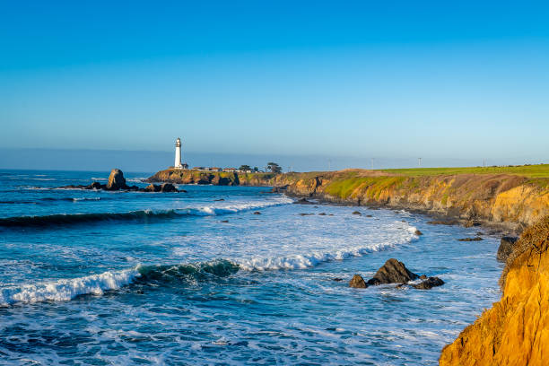 istock Sunrise along the Pacific Coast 1196587006