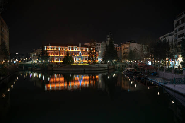 istock Porsuk tea in Eskisehir, Turkey evening view 1196673319