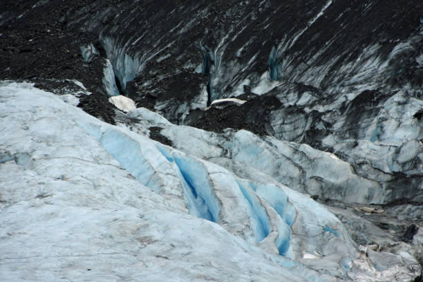 istock Worthington Glacier near Valdez Alaska 1196712632