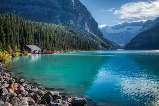 istock Majestic Lake Louise 1196716773
