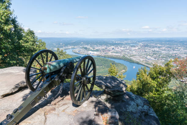 istock Skyline of Chattanooga, Tennessee 1196839100