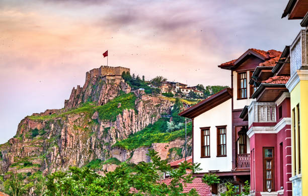 veduta del castello di ankara, antiche fortificazioni in turchia - ankara foto e immagini stock