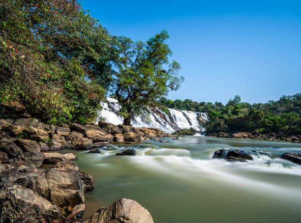 cascadas de wurara - nigeria abuja africa rock fotografías e imágenes de stock