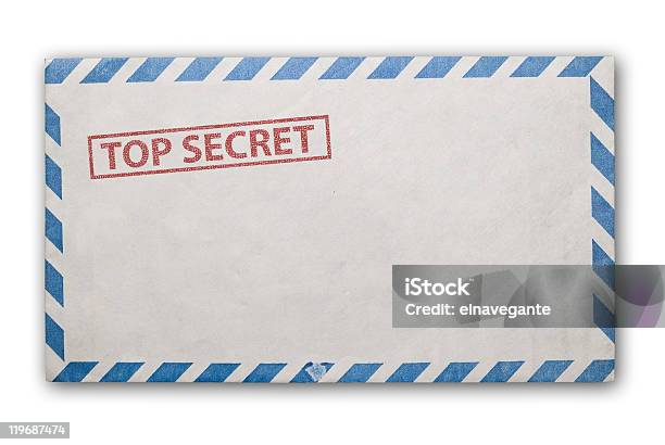 Old Top Secret Envelope Isolado - Fotografias de stock e mais imagens de Top Secret - Palavra inglesa - Top Secret - Palavra inglesa, Confidential - Palavra inglesa, Envelope