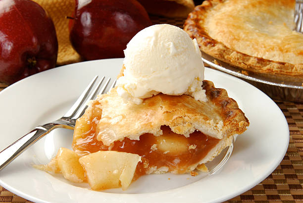 pie - pie apple apple pie dessert stock-fotos und bilder