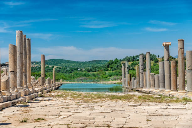 starożytne ruiny miasta patara poza miastem kalkan - greco roman zdjęcia i obrazy z banku zdjęć