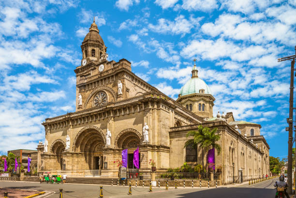 catedral de manila - philippines fotografías e imágenes de stock