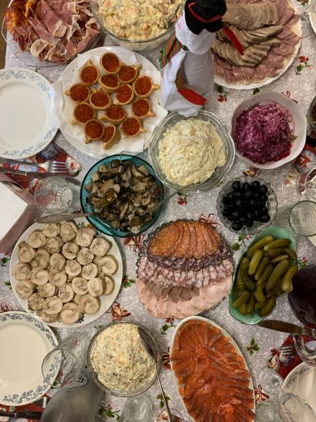 istock Sunday dinner for relatives and friends 1196952235