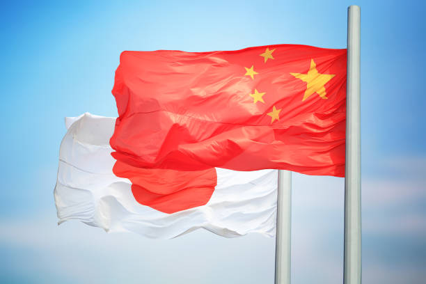 flags of china and japan - japanese flag flag japan textile imagens e fotografias de stock