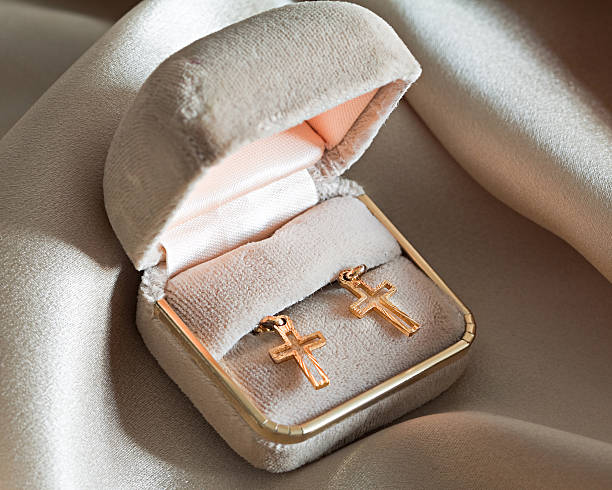 istock Two golden crosses. 119698740