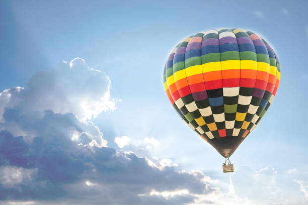 istock Hot air balloon, isolated on white background. 1197049629