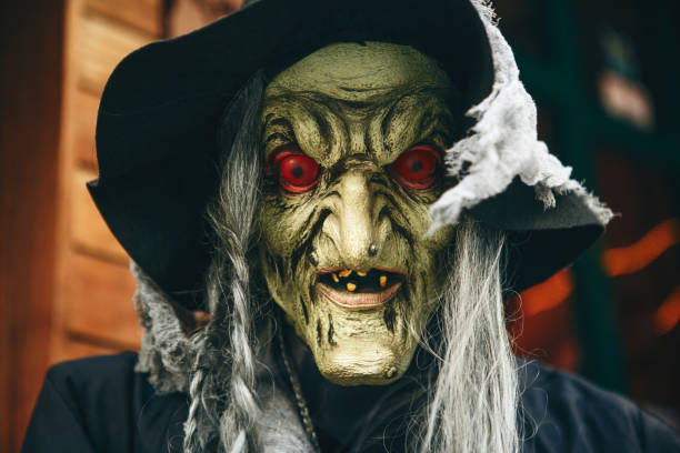 Witch mannequin or figure or mask