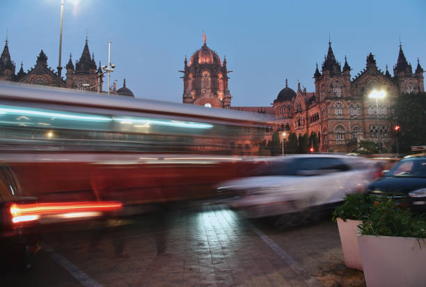 istock Traffic moving on the road 1197091953