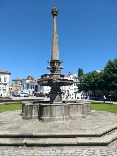 istock Santa cruz fountain 1197164955