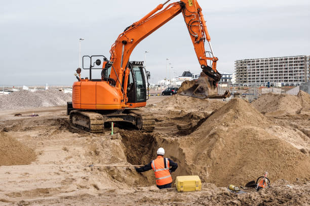 workers working as a team on the construction site construction site in action public utility stock pictures, royalty-free photos & images