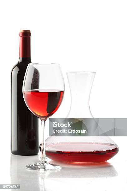 Vinho Tinto - Fotografias de stock e mais imagens de Bebida - Bebida, Bebida Alcoólica, Copo