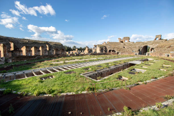 amphitheatre - spartacus imagens e fotografias de stock