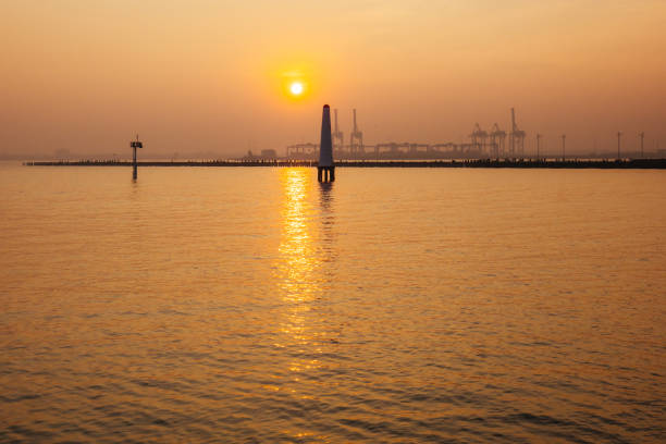istock East Gippsland Bushfire Smoke over Melbourne 1197289809