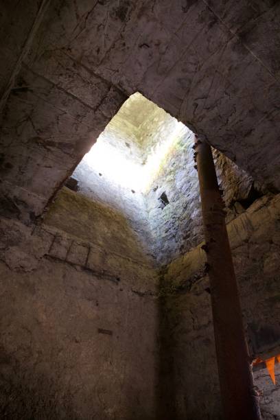 istock Iron Pillar inside a fort in Maharashtra, India 1197326132