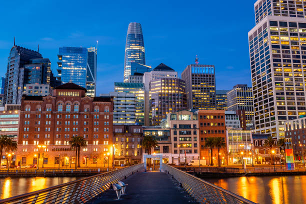 istock Sunrise at the Embarcadero in San Francisco 1197365812