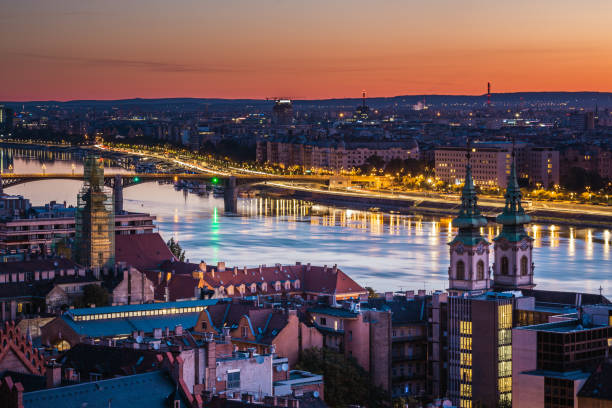 istock Europe capital cities attractions 1197504548