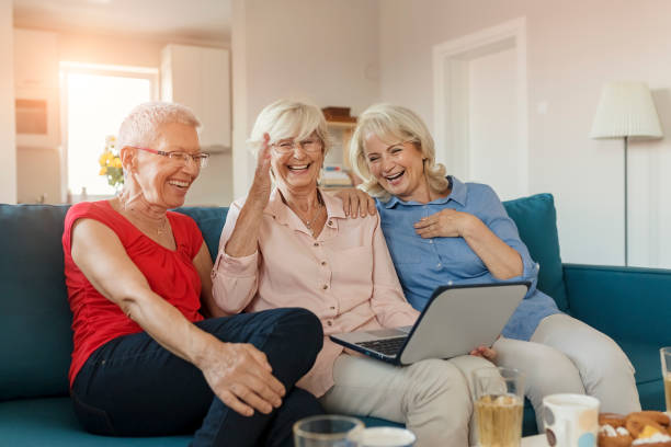 istock Catching up on some much need time online 1197530062