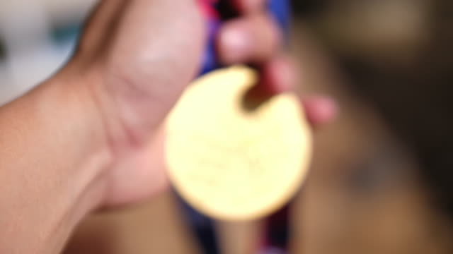 Blur motion of Gold medal for the games, 4K