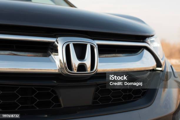 Front Honda Sign Stock Photo - Download Image Now - Honda, Car, Mode of Transport