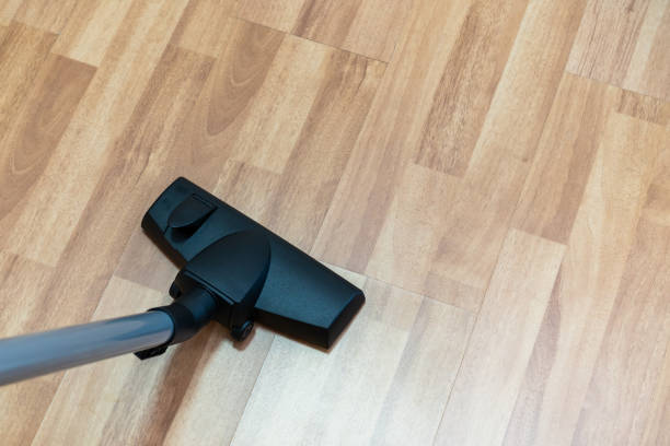 istock Vacuum on wooden floor 1197673348