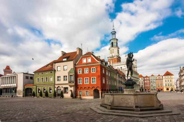 istock Fontain on Market Square 1197728093