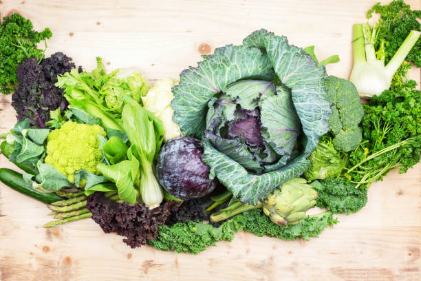 istock Green and purple vegetables 1197735918