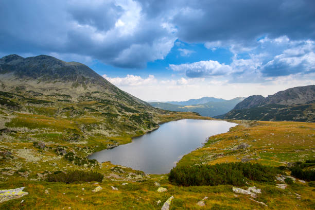 istock View in retezat Mountains 1197797300