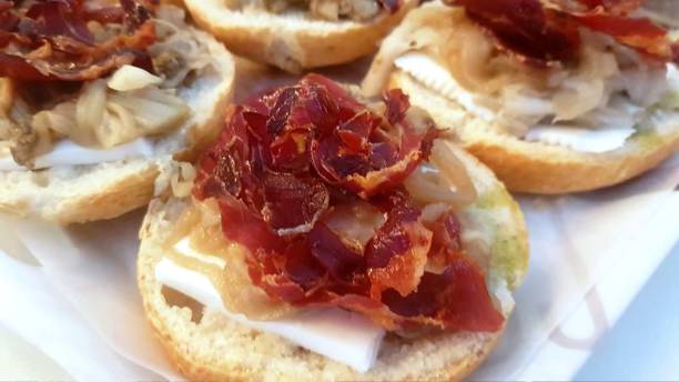 istock Lid of ham cured with Burgos cheese 1197800335