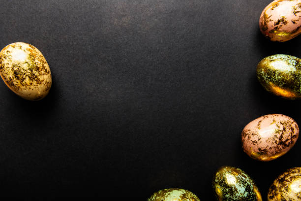 istock Natural Golden Speckled Easter Eggs 1197805048