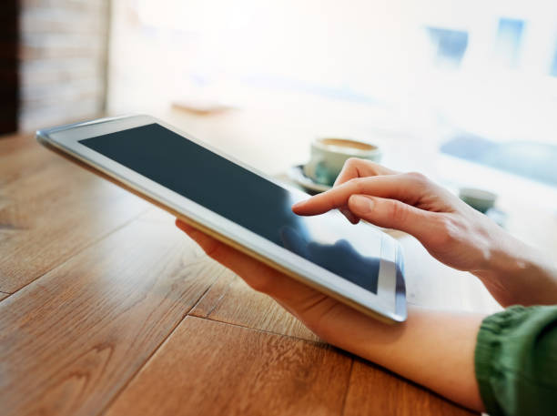 istock Let's see what people are saying online 1197810843