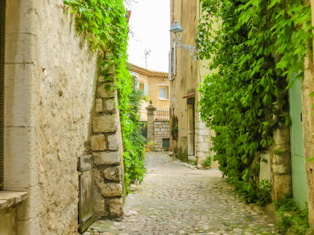 istock Saint-Paul de Vence, France 1197811124