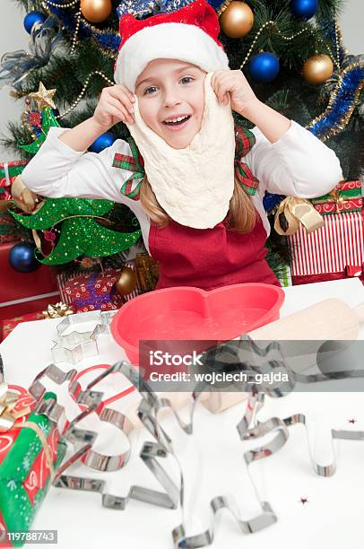 Foto de Natal Assar É Divertido e mais fotos de stock de Alegria - Alegria, Assar, Biscoito