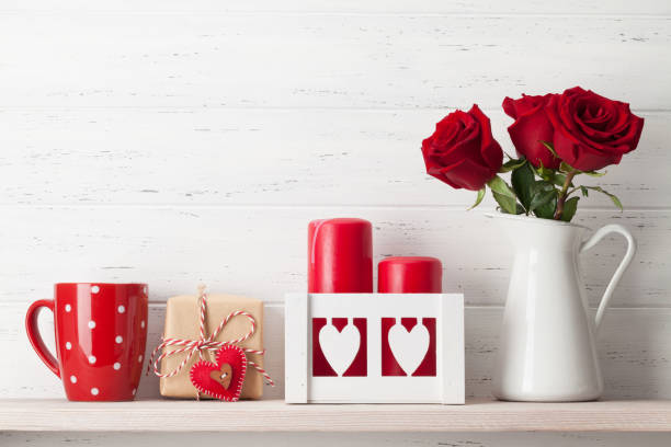 istock Valentines day card with rose flower bouquet 1197914574