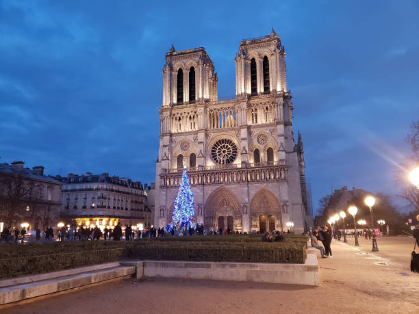 istock Christmas at Notre-Dame de Paris. 1197917840