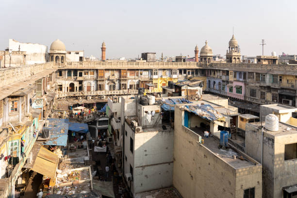 Old Delhi Spice Market Rooftop Old Delhi, India - December 4, 2019: The Gadodia market building at the Spice Market at Khari Baoli Road. old delhi stock pictures, royalty-free photos & images