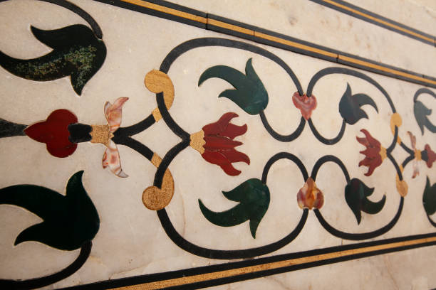 istock Taj Mahal Floral Details 1197932417