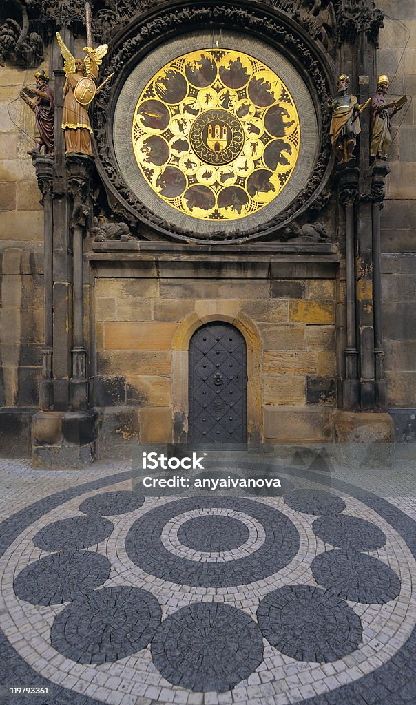 Reloj astronómico de praga - Foto de stock de Acera libre de derechos